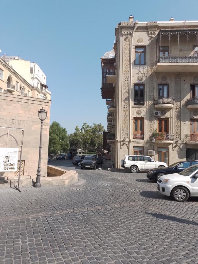 Delux Duplex Apartment In Old City Baku Exteriör bild